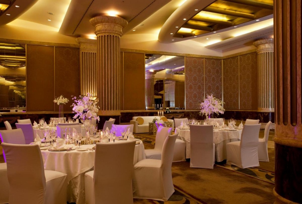Al Faisaliah Suites Image 49